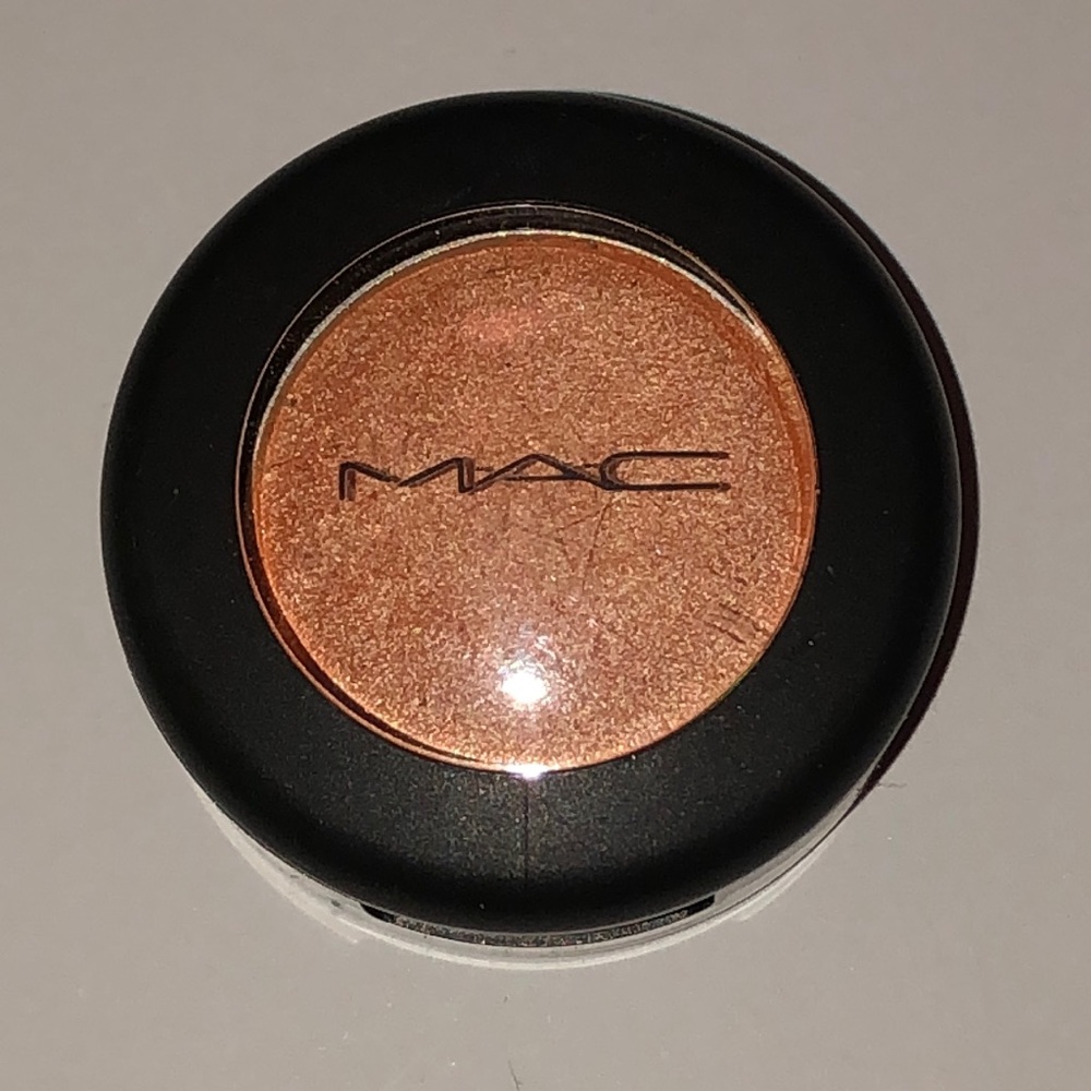 MAC eyeshadow - Orange Tangent